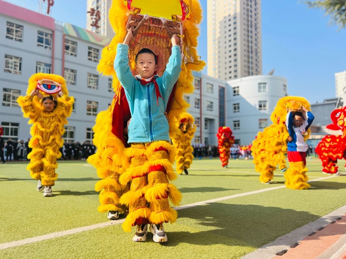 更多地是对